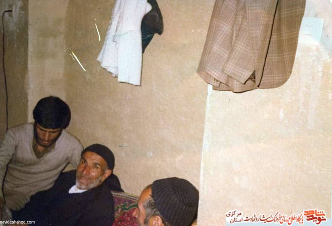 از چپ:شهید محمدحسین بیگلری - جانباز محمدشفیع بیگلری - نبی بیگلری