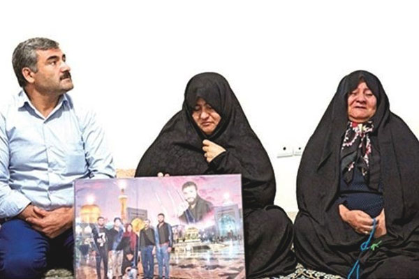 کوچههای میهن، چشمبه راهِ سرباز اسیر ایرانی کوچههای میهن، چشمبه راهِ سرباز اسیر ایرانی