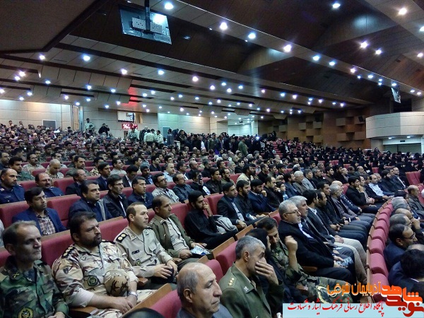 پدر شهید حججی:اصلا حس نمی کنیم فرزندمان از دست رفته / مادر شهید:محسن رفت تا بگوید راه درست پیروی از ولایت فقیه است