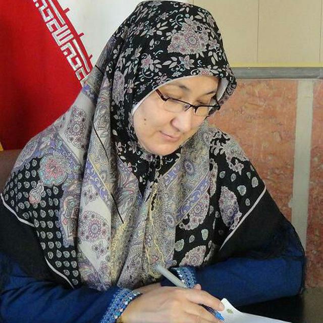 یادی از شهیده منا و دومین بانوی فرماندار کشور در هفته دولت یادی از شهیده منا و دومین بانوی فرماندار کشور در هفته دولت