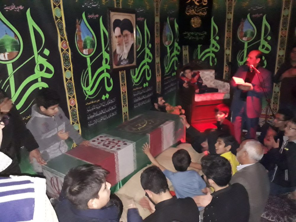 تشکیل هیات امنای حسینیه های شهید، گامی مهم برای حمایت از مروجان فرهنگ شهادت است تشکیل هیات امنای حسینیه های شهید، گامی مهم برای حمایت از مروجان فرهنگ شهادت است