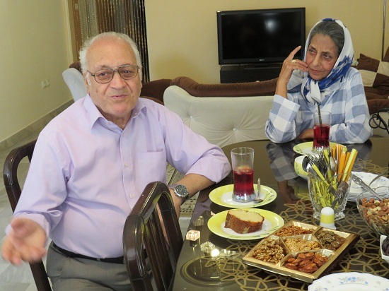 از رفتن فرزندم به جبهه پشیمان نیستم/ از رفتن فرزندم به جبهه پشیمان نیستم/