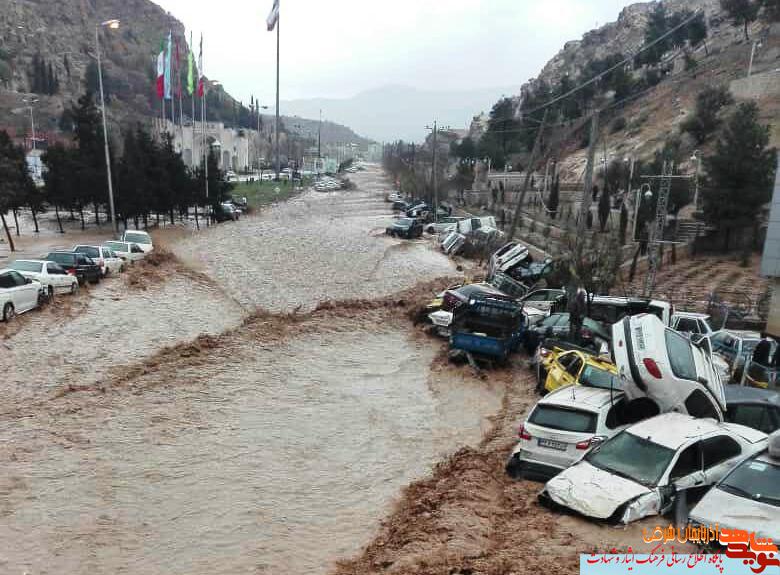 ۲۵ رزمنده دوران دفاع مقدس به کمک سیل‌زدگان رفتند
