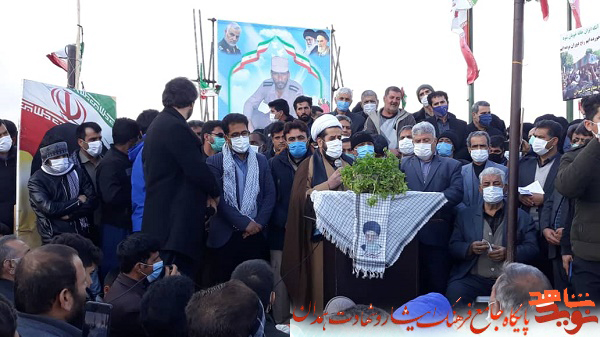 گزارش تصویری| آئین استقبال از خانواده شهید یارمحمودی در ملایر گزارش تصویری| آئین استقبال از خانواده شهید یارمحمودی در ملایر