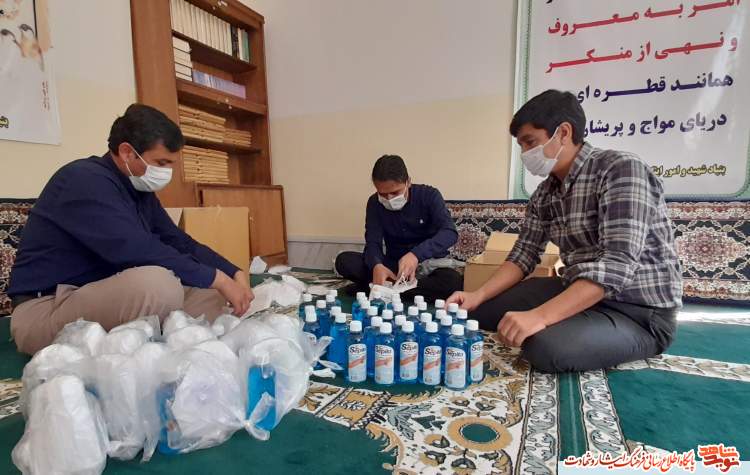 توزیع بسته های بهداشتی به جامعه هدف شهرستان اسفراین