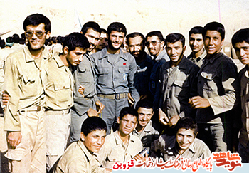 با توسل به امام زمان(عج)، تیربارچی خاموش شد با توسل به امام زمان(عج)، تیربارچی خاموش شد