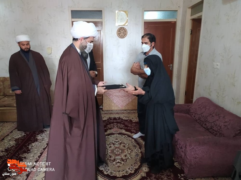 دیدار با خانواده شهدای شوش در روز تکریم مادران و همسران شهدا