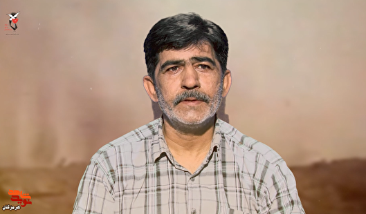 کلاس پنجم دبستان بودم که در جبهه نام‌نویسی...