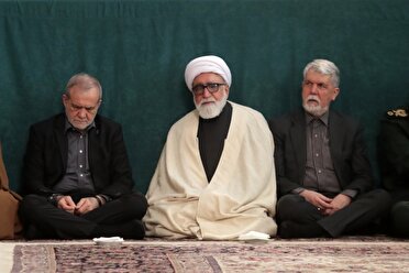 حضور رئیس جمهور در مراسم چهلم شهدای حوادث دی‌ماه