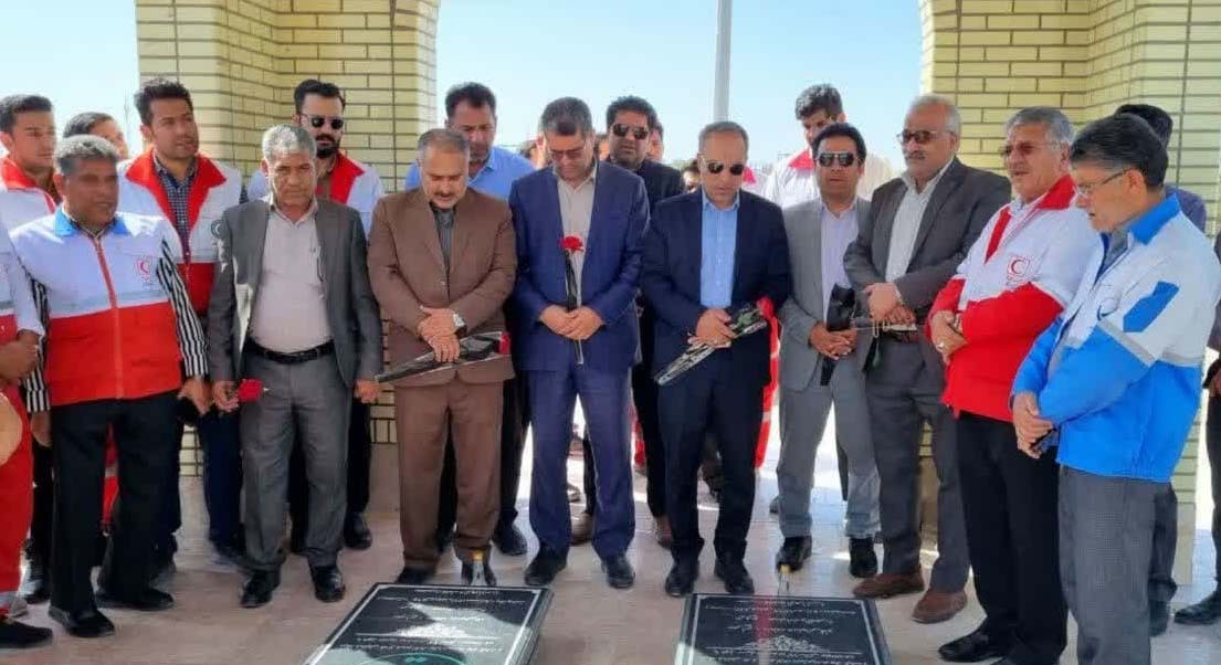 غبارروبی مزار شهدای گمنام به مناسبت روز جهانی صلیب سرخ و هفته هلال احمر