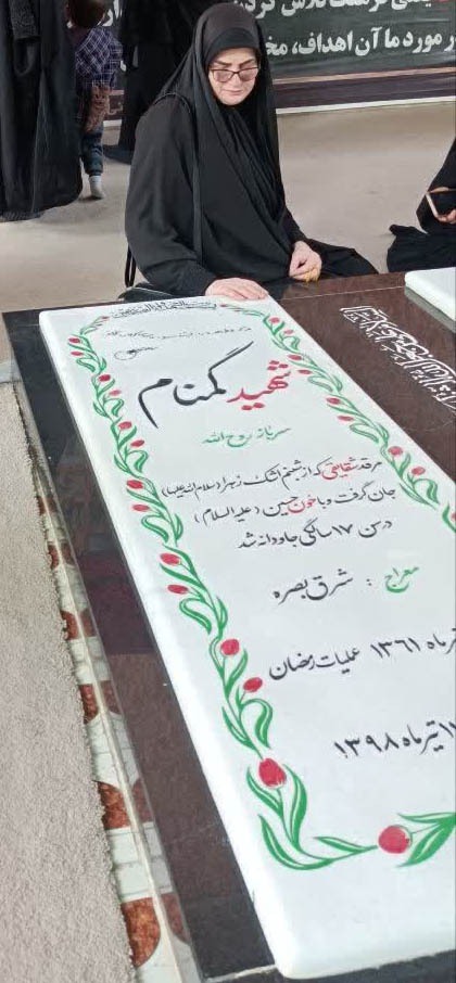 دختران شهدا اسوۀ پاکی و نجابت هستند 