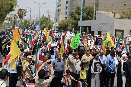 راهپیمایی جمعه خشم بندرعباسی‌ها در هوای آتشی