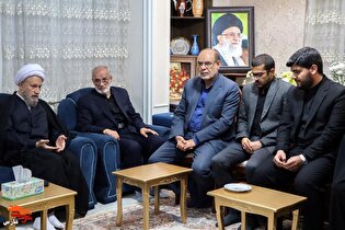 ابلاغ پیام رهبر معظم انقلاب اسلامی به خانواده سرلشکر شهید حاج غلامحسین غیبپرور