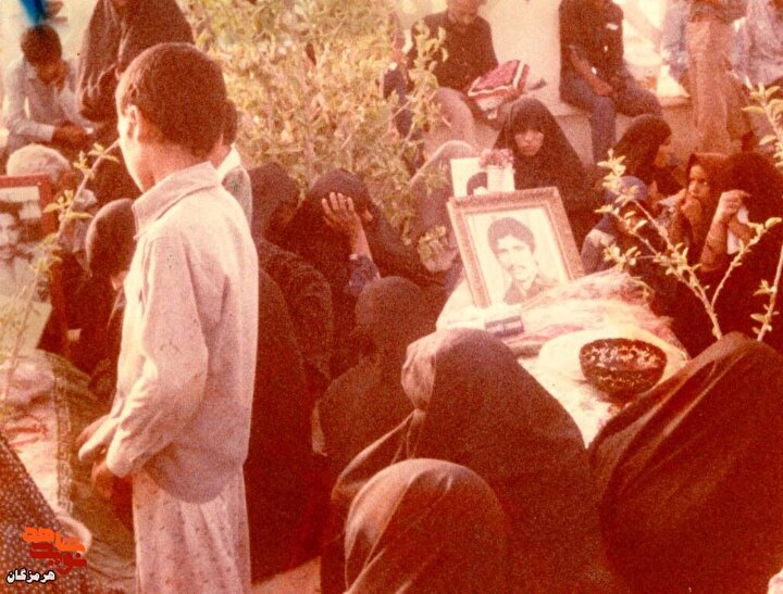 تصاویری از مراسم خاکسپاری شهید «ابراهیم جعفری»