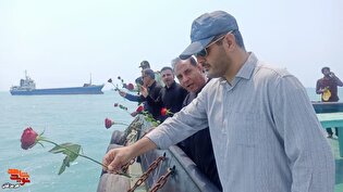 گلباران یادبود شهدای پرواز ۶۵۵ ایرباس در بندرلنگه