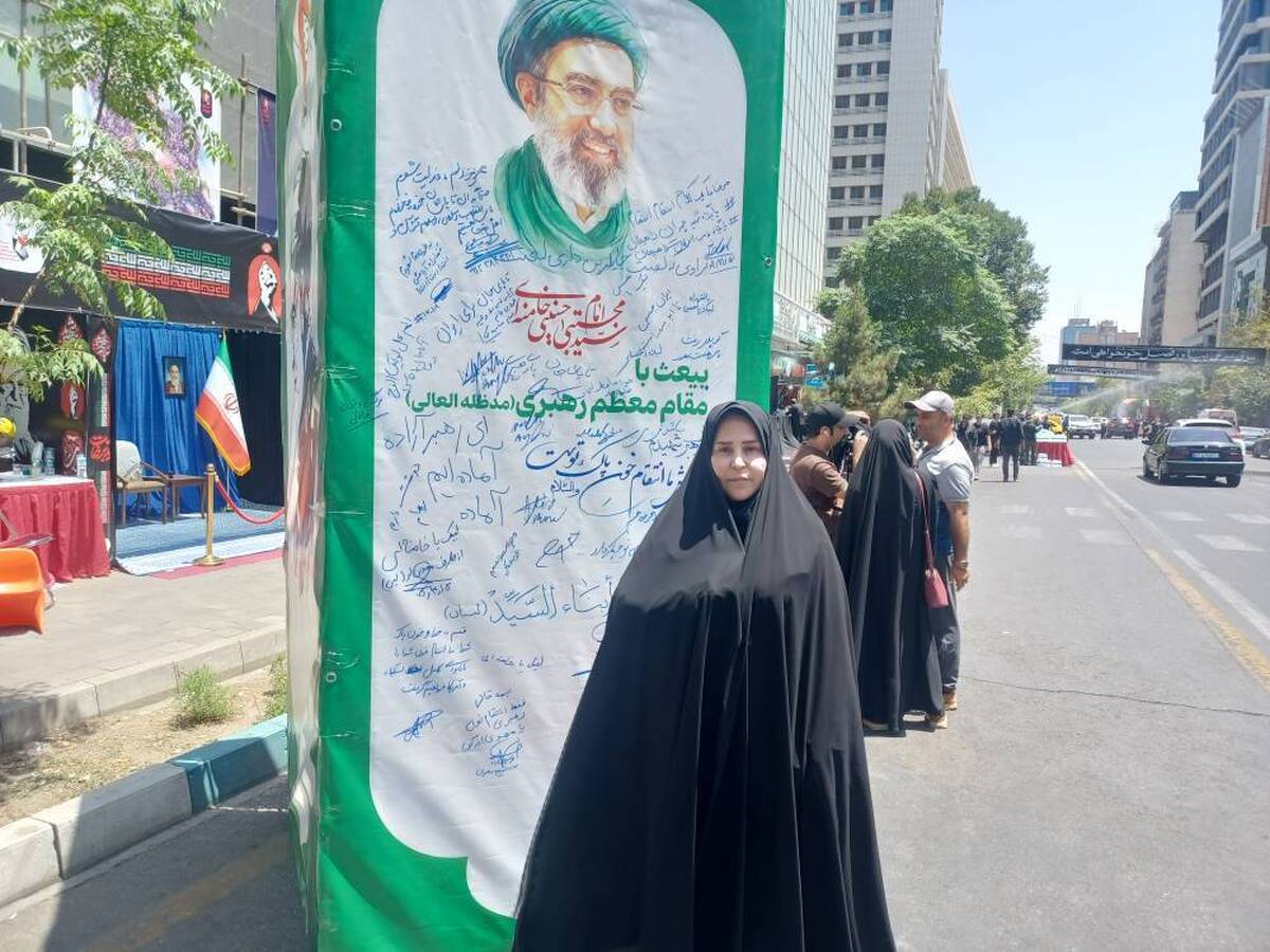 رسالت ما انتقال میراث فکری رهبر شهید به نسل جوان است