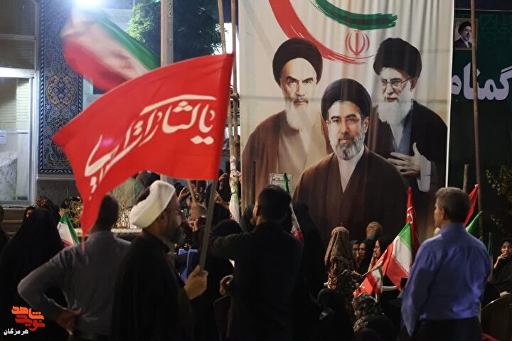 ویژه‌برنامه وداع با رهبر معظم انقلاب اسلامی در شهرستان قشم برگزار شد
