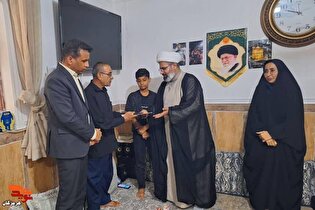 دیدار مسئولان بنیادشهید هرمزگان با خانواده شهید...