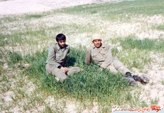 نفر سمت راست: سرگرد محمدعلی ذوالفقاری 