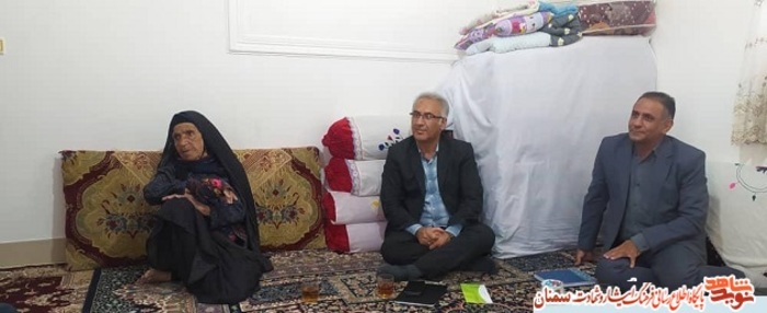 دیدار مدیرکل بنیاد شهید استان سمنان با خانواده معزز شهید والامقام یحیی پیادهکوهسار- پنجم تیرماه ۱۴۰۰ روستای دشت شاد کالپوش