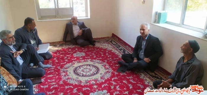 دیدار مدیرکل بنیاد شهید استان سمنان با خانواده معزز شهید والامقام عبدالمطلب توفیقینژاد - ششم تیرماه ۱۴۰۰ روستای حسین آباد کالپوش